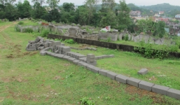  Người đàn ông gục chết bất thường bên nghĩa địa sau đêm tham gia đám cưới